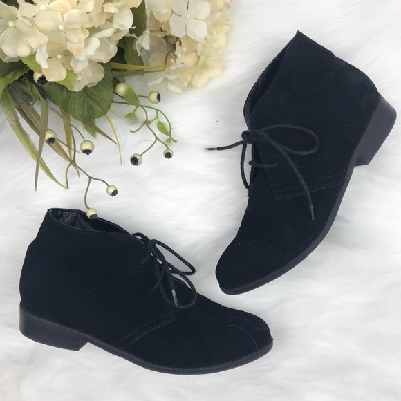 Steve Madden Shoes - STEVE MADDEN 7 “Desmin” Black Suede Chukka Boot